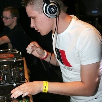 Mike Wind - On My Way (Marc Korn Vs Mike Wind Remix)