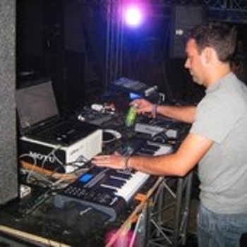 Man Machine and Sonic Entity - Propagating Disturbance (Ibiza Progressive Trance Remix)