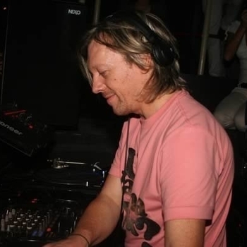 Mory Klein - Cap to the Bass (Klubbheads mix)