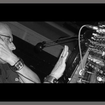 M-Traxx - Wake Up Little Child