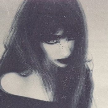 Nostalghia, Tyler Bates, Joel J. Richard - Plastic Heart