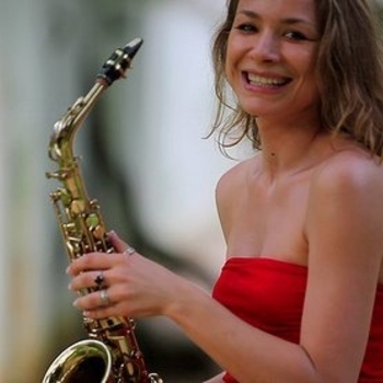 Natalie Marchenko - Sax On The Beach