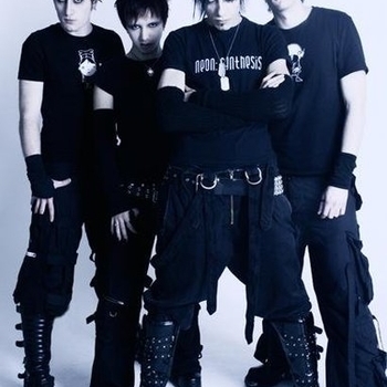 Neon Synthesis - Solitude + Fear