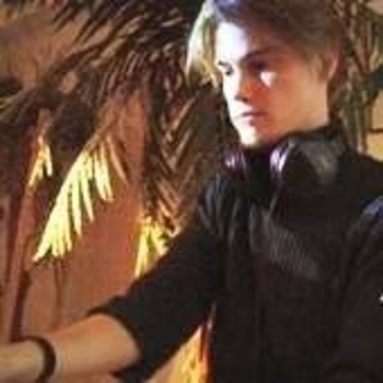 Numaro - Losing Control