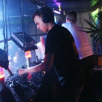 Nebula Meltdown - Light Envelope [VA - Trimurti Moods, 2012]