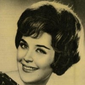 Nesrin Sipahi - Gozleri Aska Gulen (OST Istanbullu Gelin) (BRB)