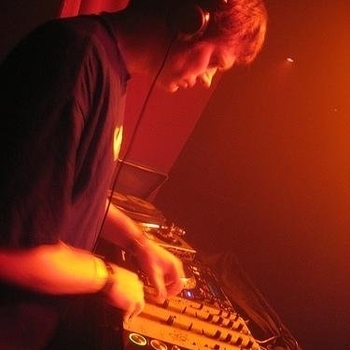 Nanotek - Never Say Die (Cooh remix)