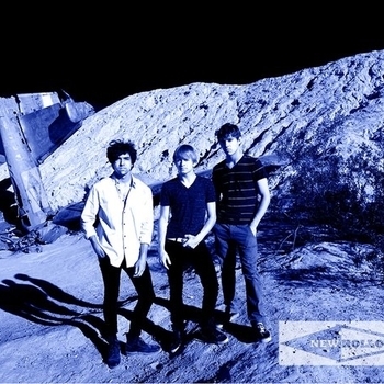 New Hollow - She Ain't You