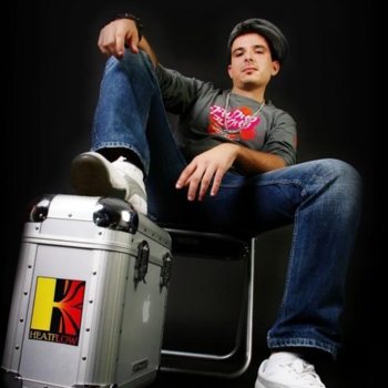 NDKj - Sing for the Moment