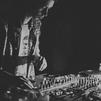 nClear - Alien Invasion