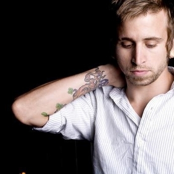 M83 - Skin of the Night