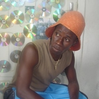 Olmyta - Tout Le Monde Daccord