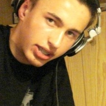 Oen Bearen - Emas Pantai (Original Mix)