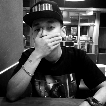 Okasian - Light it up (feat. Reddy)