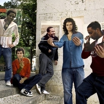 Orelha Negra - Throwback