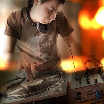 Marc Noir & Osen feat. Brenton Mattheus - Break Us (Original mix)