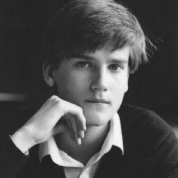 Olli Mustonen - Piano Concerto in A minor, Op.16 - 2. Adagio