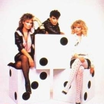 Артист One Two Three