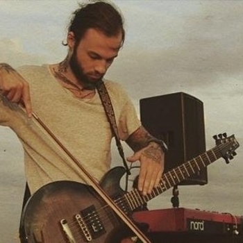 Pavel Dovgal - Kiss Purple