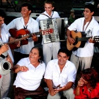 Артист Parno Graszt