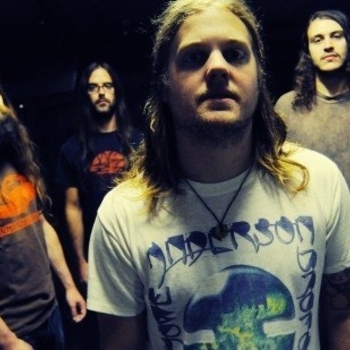 Priestess - Talk To Her