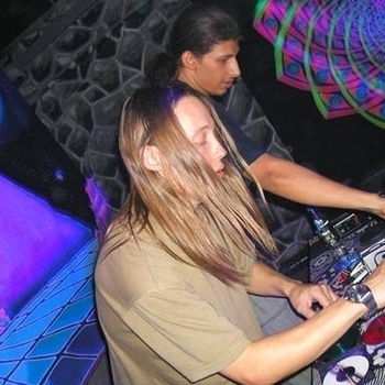 Parasense and XP Voodoo - Vesna (VIA Aerodance Rmx)