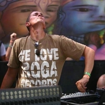 Perfect Stranger - Rock You Like A Hurricane (Cover)