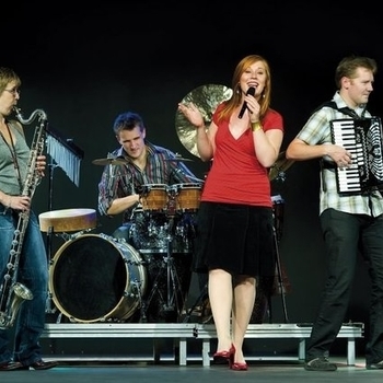 Артист Phonix (Phønix)