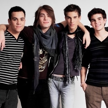 Miriam Bryant - Push Play