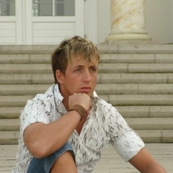 Paul Attrax - Like A Bitch