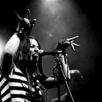 Pin-Up Went Down - Be My Idol Then My Fall