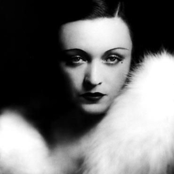 Pola Negri - Tango Notturno (Музыка из сериала "Американская история ужасов / American Horror Story") (Сезон 4) (Серия 1)