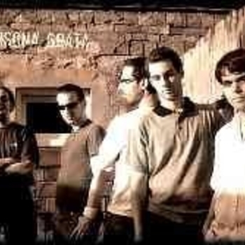 Persona Grata - DUB SIDE ON THE MOON