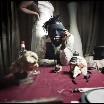 Paris Suit Yourself - Rolling On