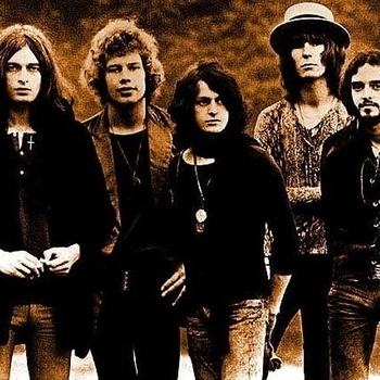 Blank & Jones - Closer To Me