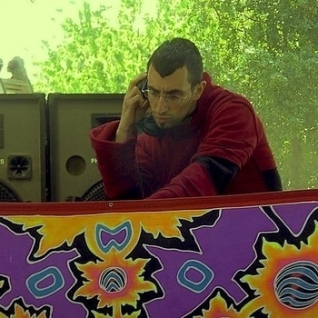 Pineal - Gravity Waves