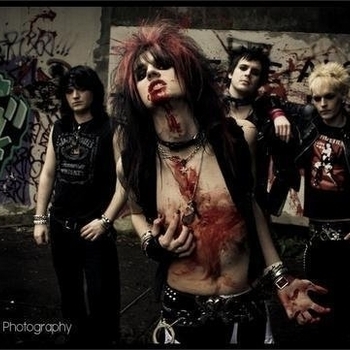 Peepshow - Out For Blood