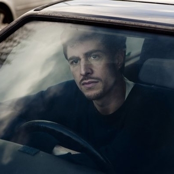 Paul White & Danny Brown - Lion's Den (Instrumental)