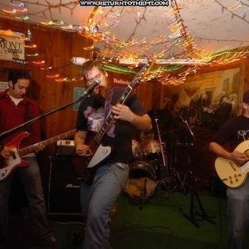 Palace In Thunderland - The Sun Faced Moon