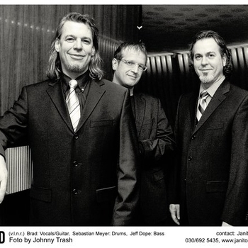 Pothead - WWW (We Wanna Weed)