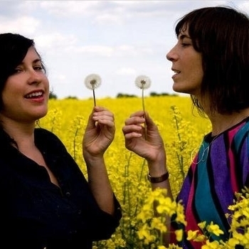 Rubies - I Feel Electric