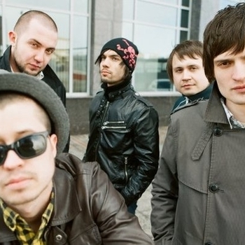 Radio Cambodia - Не она