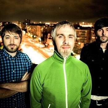 Luar La L, Roa, Blessd - Pieza Exhibicion