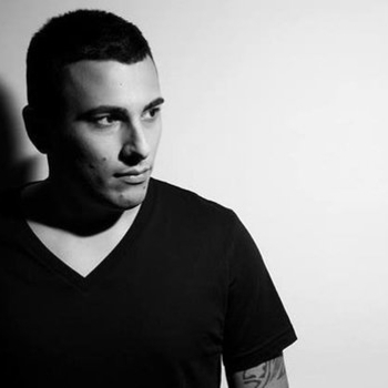 Roberto Capuano - Maison (Original Mix)