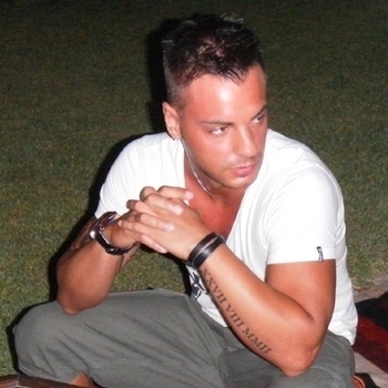 Ruben Mandolini - In The Room (Original Mix)