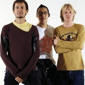 Артист Regurgitator