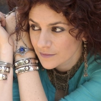 Rim Banna - Sleep Dolly, Sleep