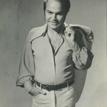 Red Simpson - Truckin Trees For Christmas