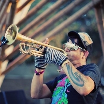 Russ Liquid - Euqsom