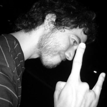 Ricardo Tobar - Mi Pieza Esta Llena De Cosas (Max Cooper Remix) (Digital Only) [Techno 2010] [musicore.net] (Max Cooper Remix)